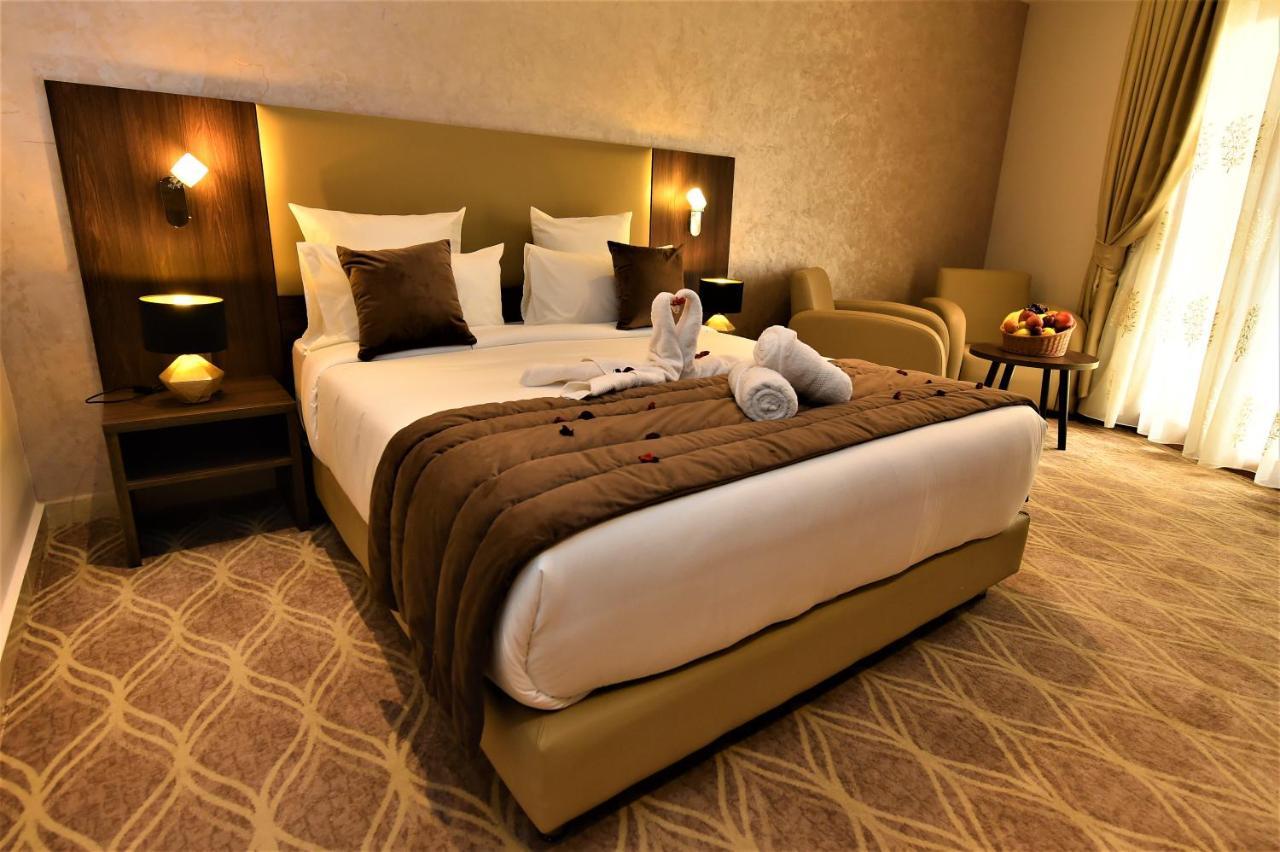 Mf Hotel Oran Bir El Djir Екстериор снимка