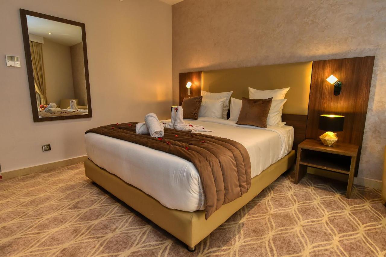 Mf Hotel Oran Bir El Djir Екстериор снимка