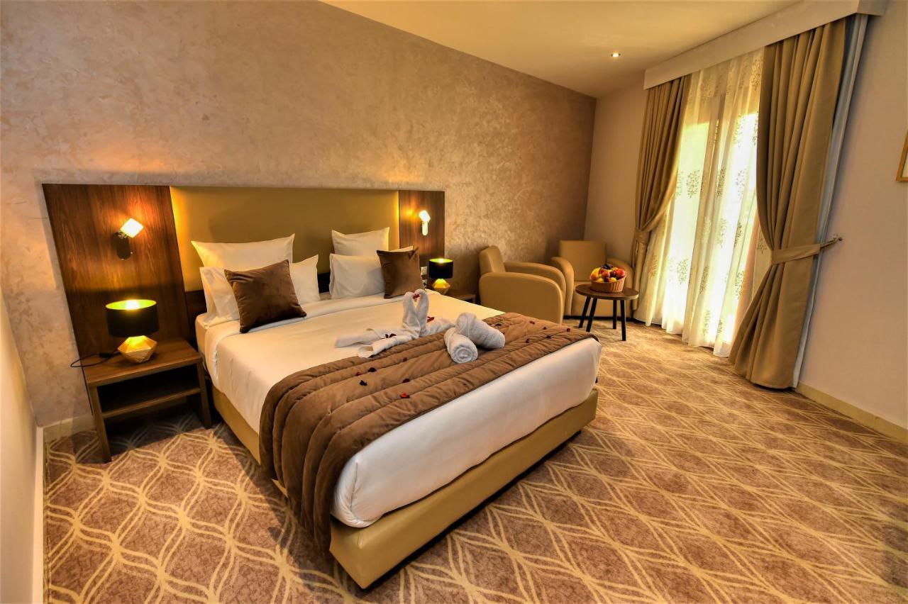 Mf Hotel Oran Bir El Djir Екстериор снимка