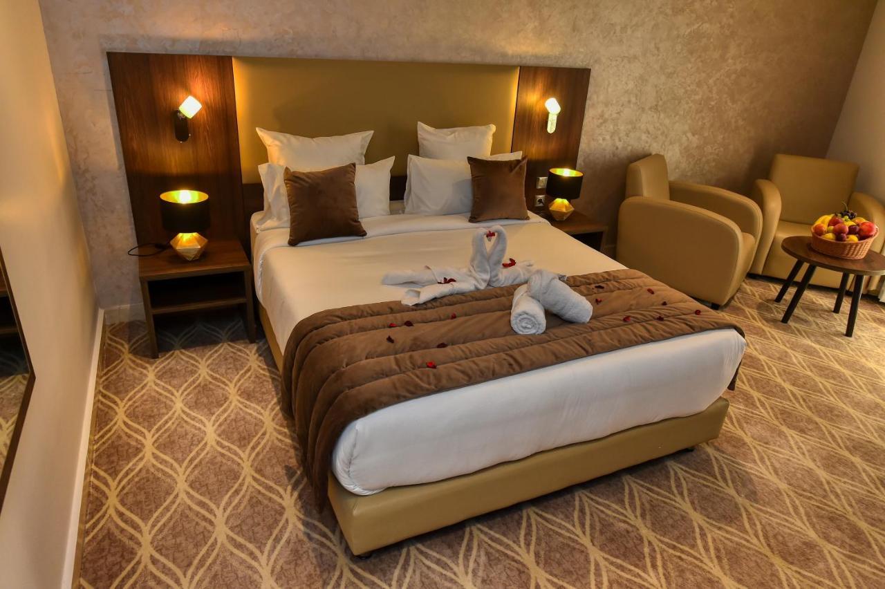 Mf Hotel Oran Bir El Djir Екстериор снимка