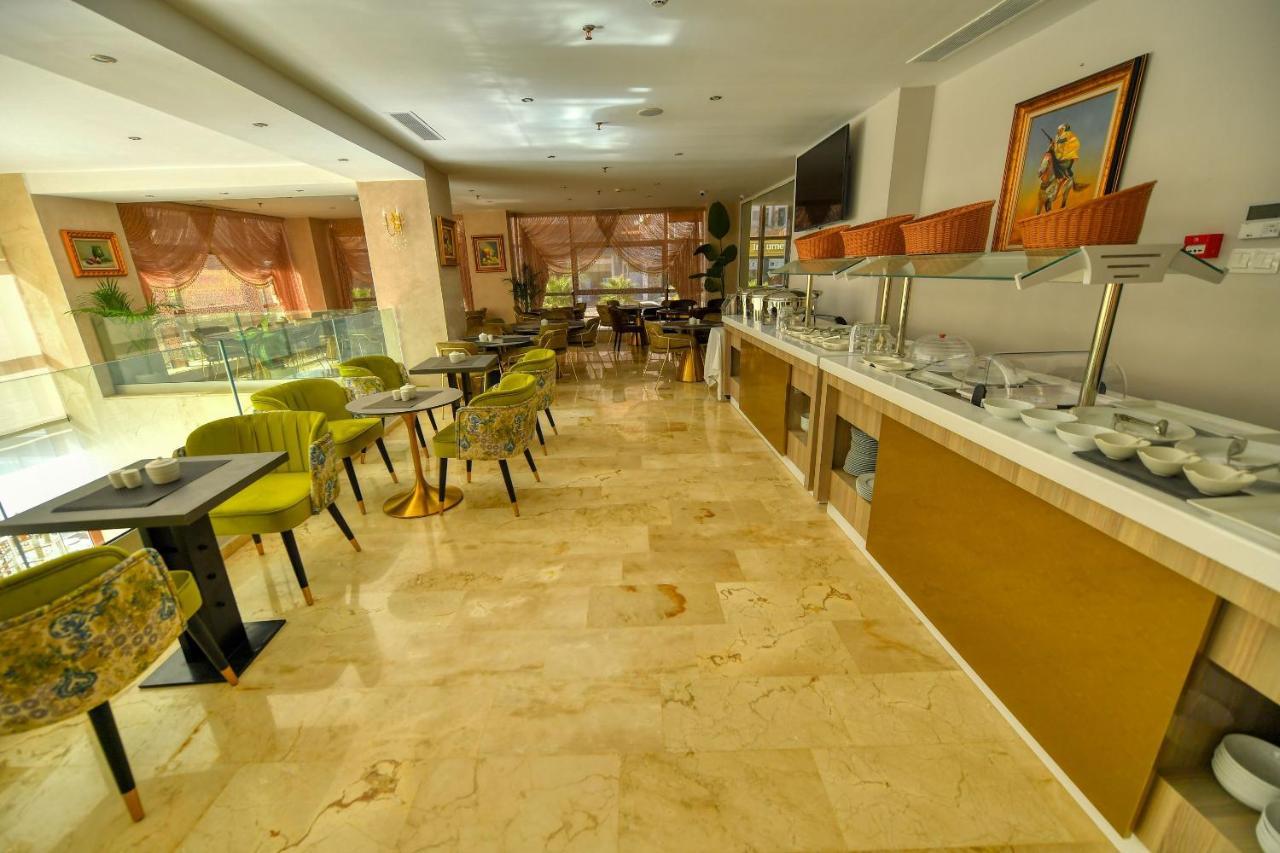 Mf Hotel Oran Bir El Djir Екстериор снимка