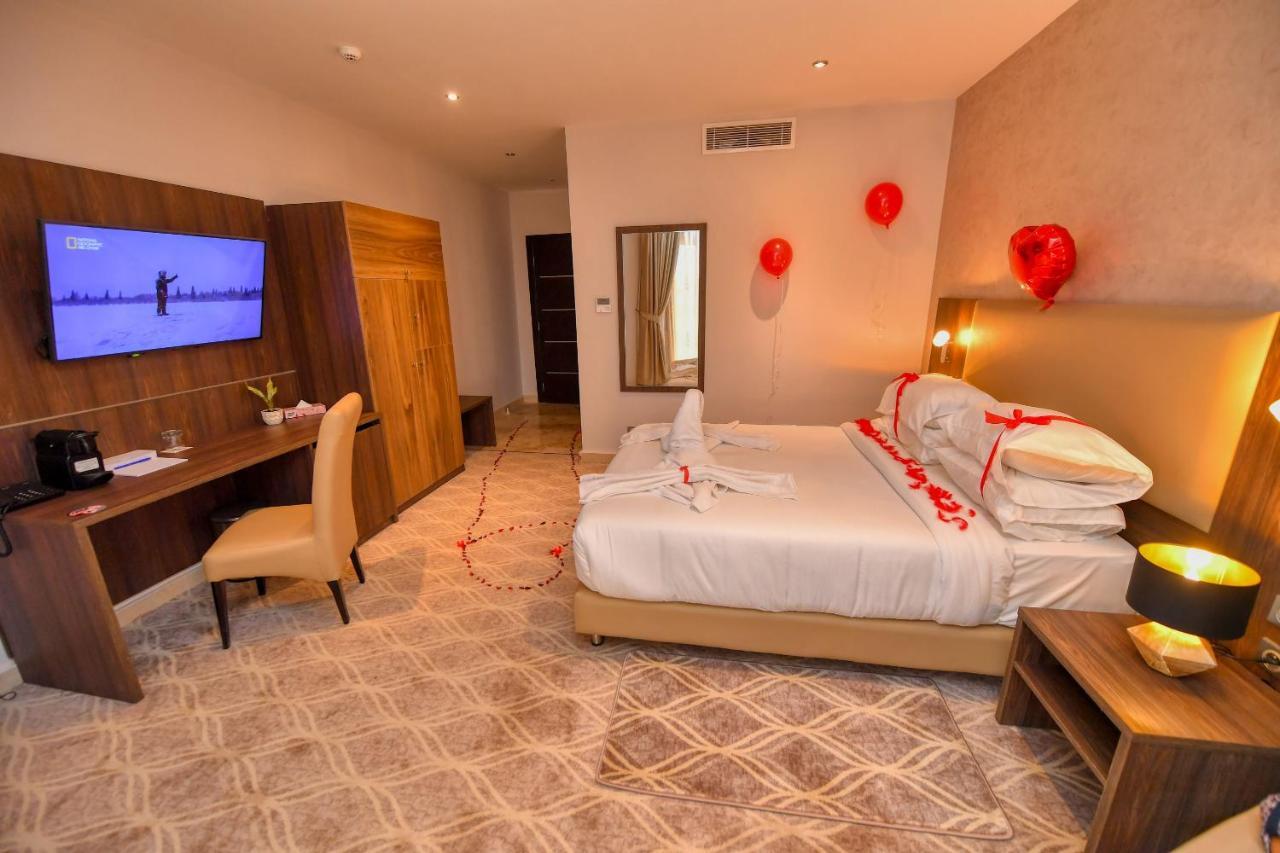 Mf Hotel Oran Bir El Djir Екстериор снимка