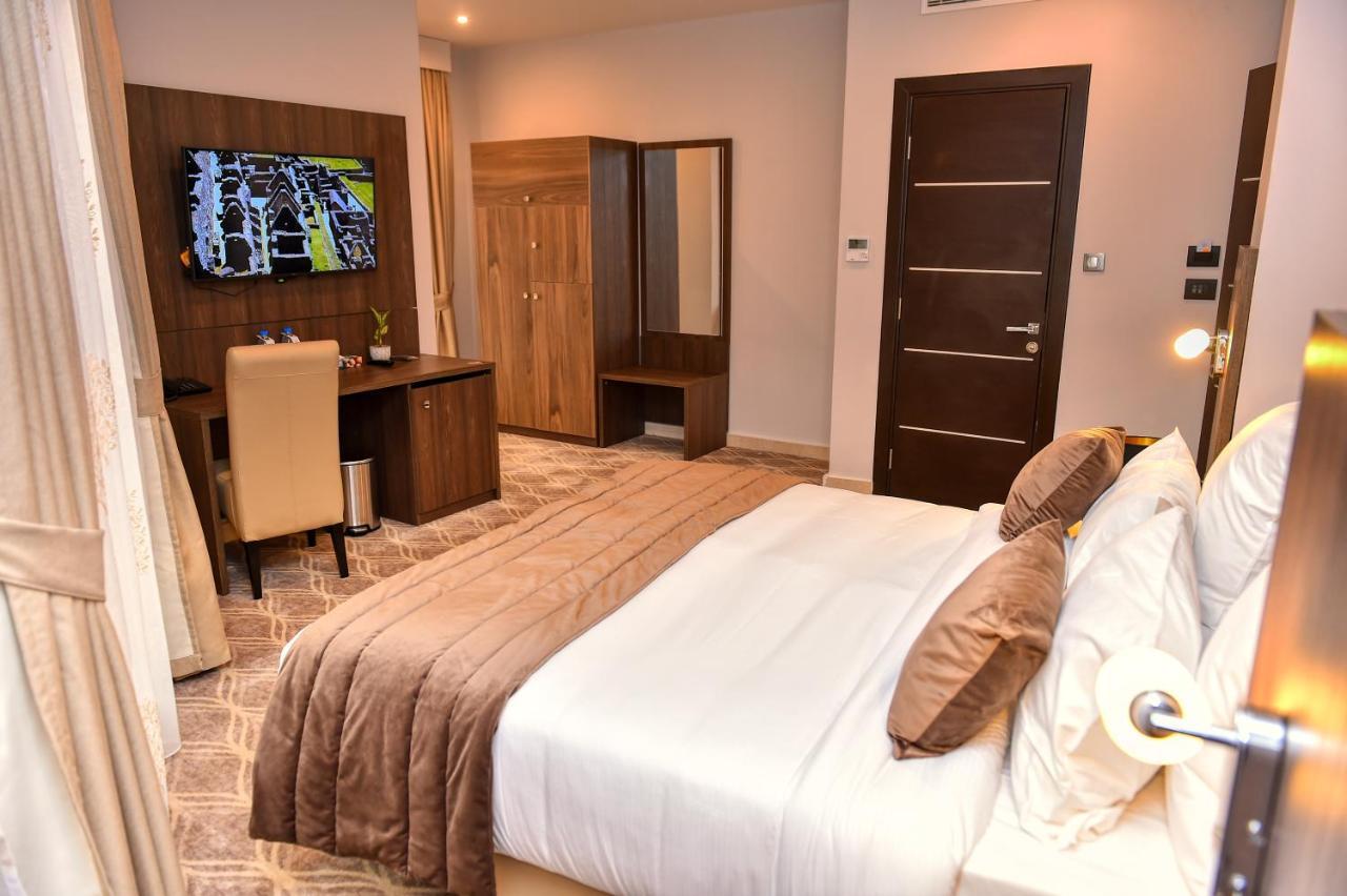 Mf Hotel Oran Bir El Djir Екстериор снимка